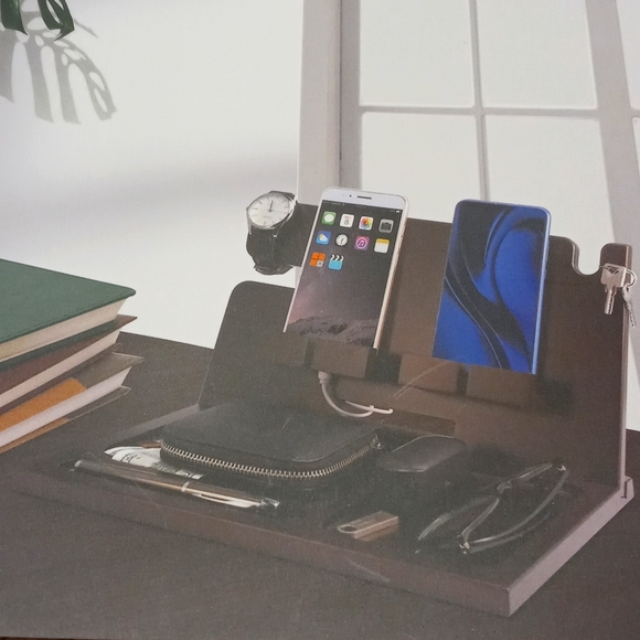 Wood Phone Docking Station Men's Practical Gift Set - Picture 1 of 4